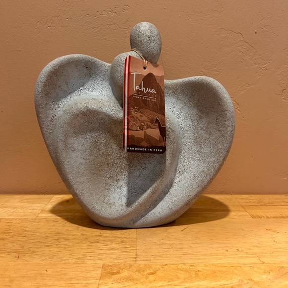 Tahua Other - NWTS TAHUA Made In Peru Love Ceramic Statue. Stone Grey Ceramic.